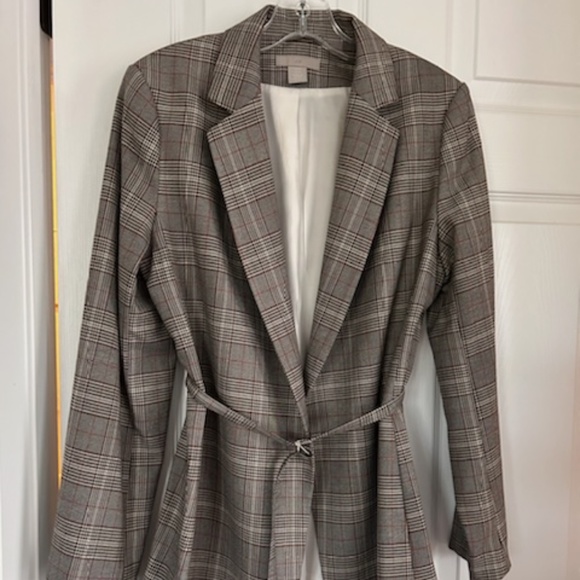H&M Plaid Blazer w/ belt - Picture 1 of 4